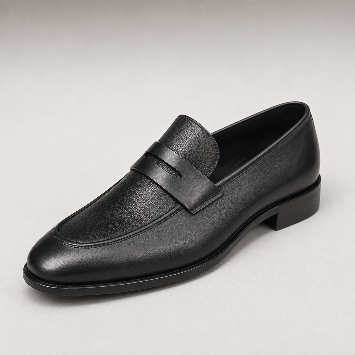 Mocassin Penny Loafer Homme – Noir  L’élégance qui se remarque dès le premier regard.